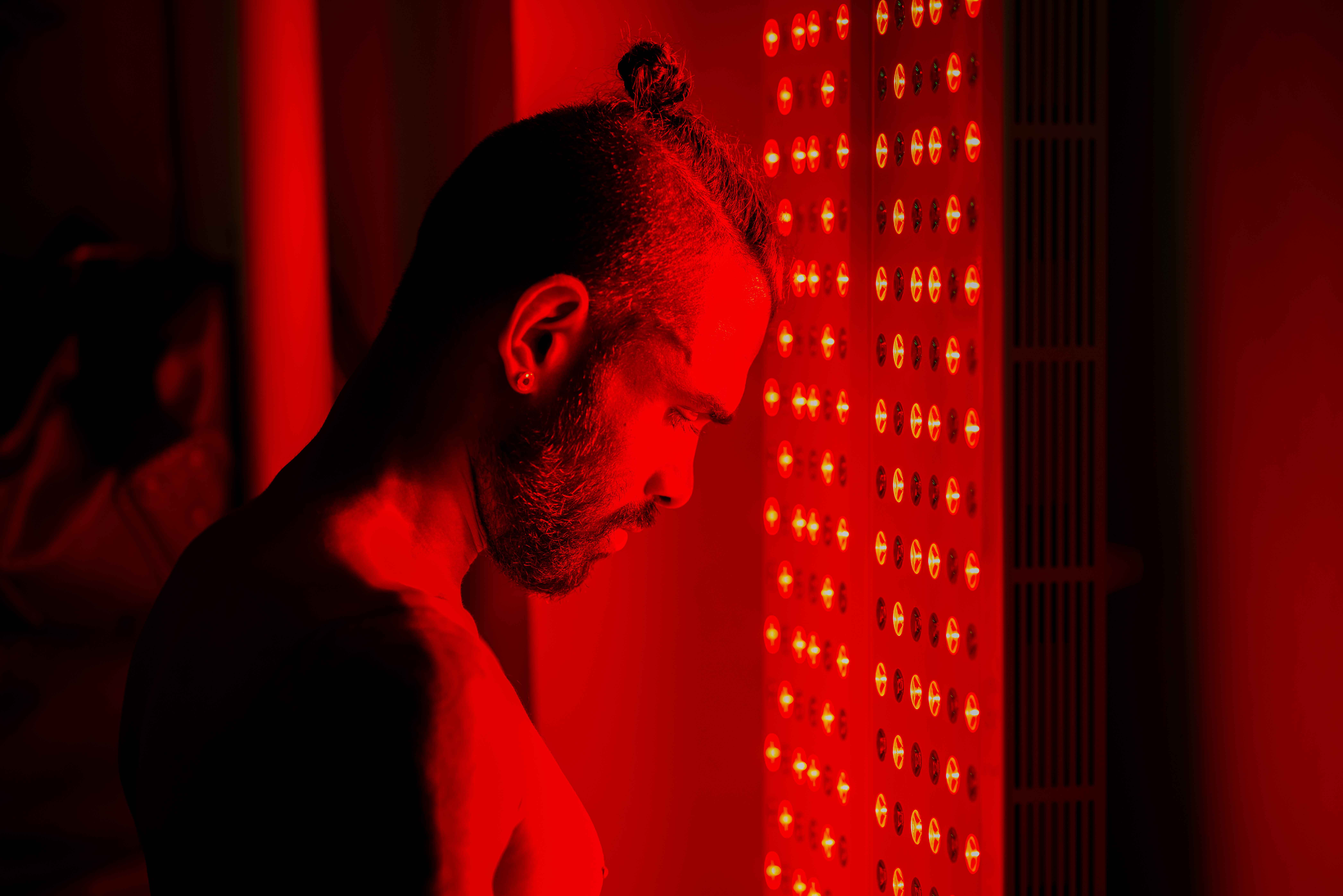 Infrared Sauna | Men in Infrared Rays | Baltimore, MD